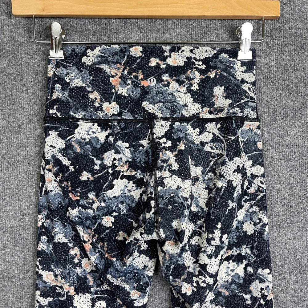 Lululemon Leggings Womens 6 Floral Multi Excellent High Rise Full Length Yoga